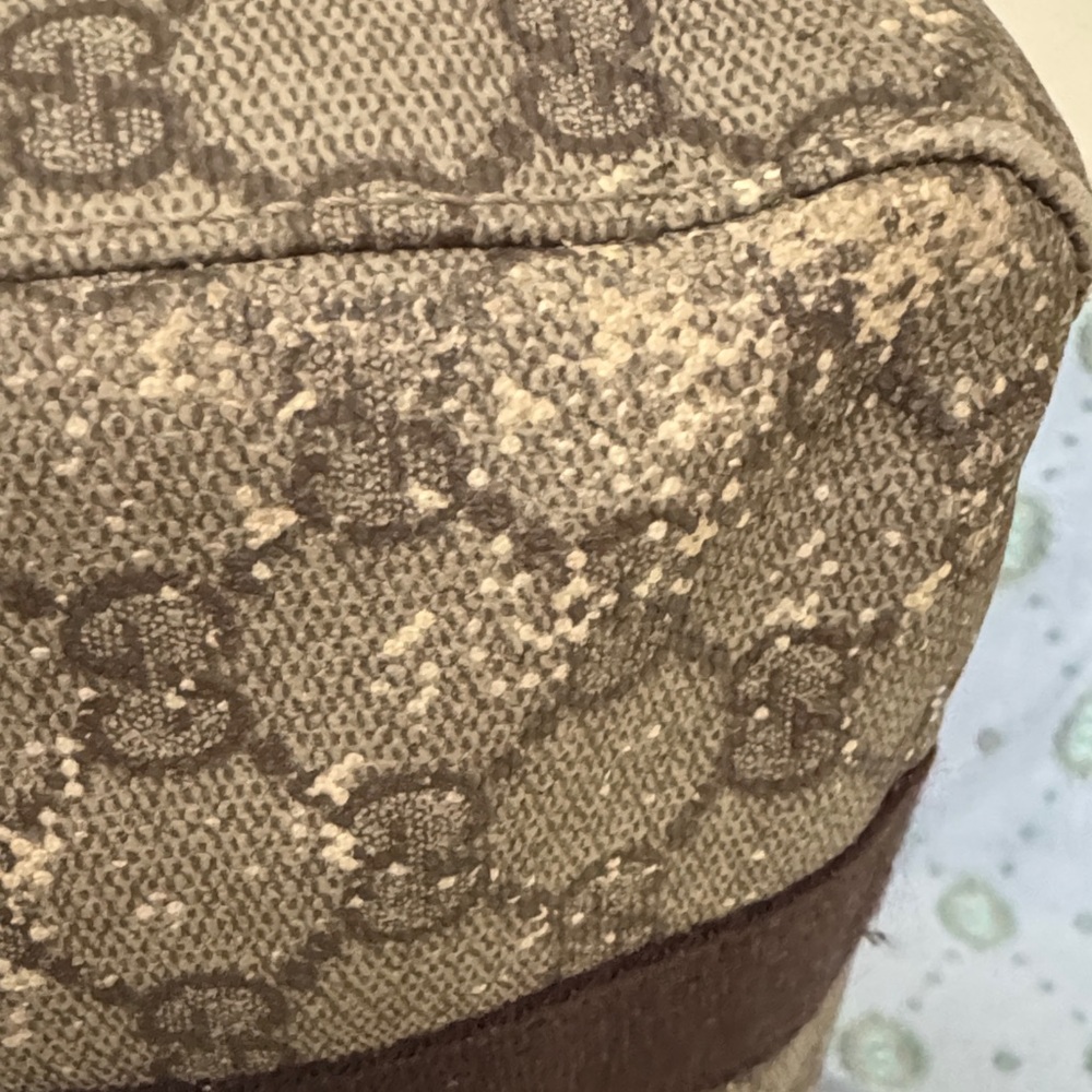 Gucci Beige Monogram Canvas Tote with Brown Leather Trim and Matching Pouch - Picture 7 of 14